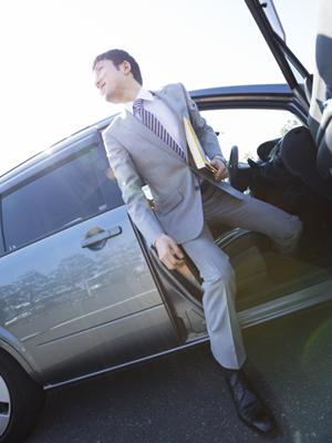 移動図書館の製作も可能な自動車メーカー